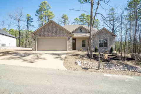 10 Acambaro Pl, Hot Springs Village, AR 71909