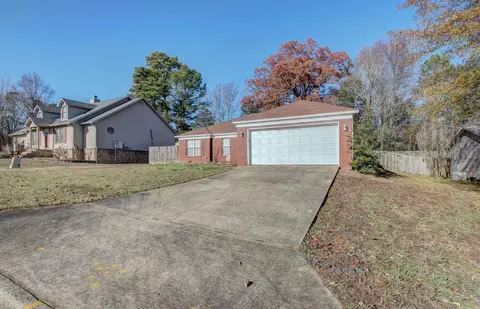 808 Fox Ridge Dr, Benton, AR 72019 photo 3