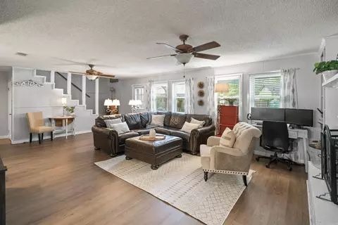 Living - 12 W Post Oak Dr, Conway, AR 72034 photo 1 of 4