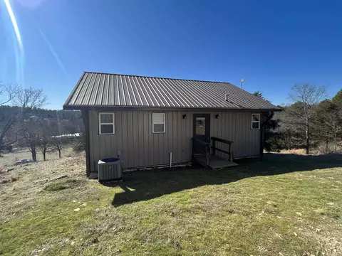 Exterior - 127 Lark Ln, Mena, AR 71953 photo 3 of 7