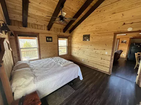 Bedroom - 127 Lark Ln, Mena, AR 71953 photo 2 of 2