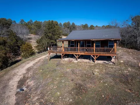 127 Lark Ln, Mena, AR 71953