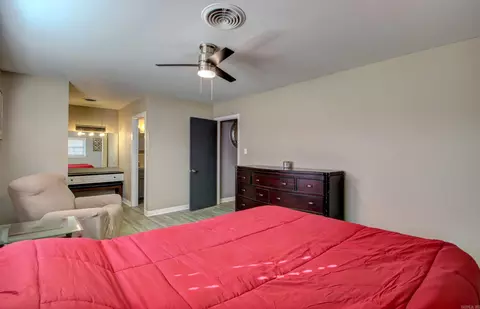 Bedroom - 2306 W 38th Ave, Pine Bluff, AR 71603 photo 11 of 11