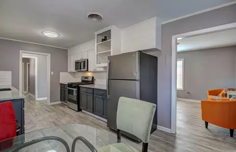 Kitchen - 2306 W 38th Ave, Pine Bluff, AR 71603 photo 1 of 5