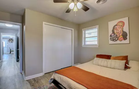 Bedroom - 2306 W 38th Ave, Pine Bluff, AR 71603 photo 3 of 11