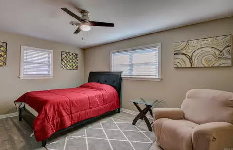 Bedroom - 2306 W 38th Ave, Pine Bluff, AR 71603 photo 8 of 11