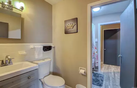 Bath - 2306 W 38th Ave, Pine Bluff, AR 71603 photo 3 of 3