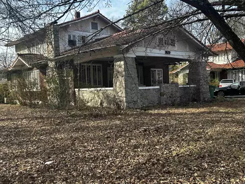 3520 Cherry, Pine Bluff, AR 71603 photo 2