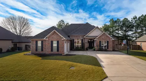 Exterior - 4025 Newcastle Dr, Conway, AR 72032 photo 2 of 12