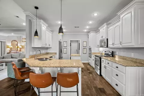 Kitchen - 4025 Newcastle Dr, Conway, AR 72032 photo 3 of 6