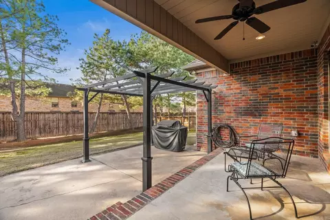 Exterior - 4025 Newcastle Dr, Conway, AR 72032 photo 8 of 12