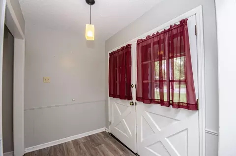 Entry Way - 19 Morningside Dr, Conway, AR 72034 photo 1 of 1