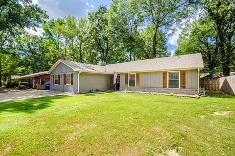 Exterior - 19 Morningside Dr, Conway, AR 72034 photo 1 of 11