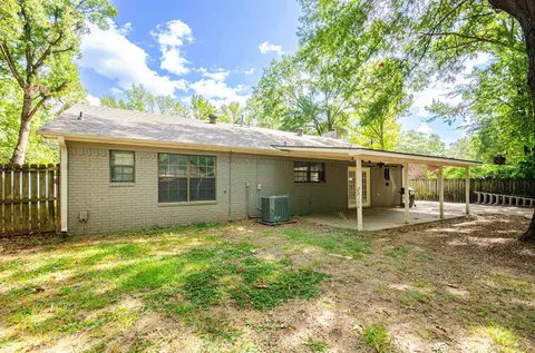 Exterior - 19 Morningside Dr, Conway, AR 72034 photo 7 of 11