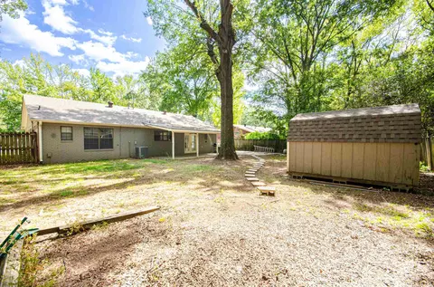Exterior - 19 Morningside Dr, Conway, AR 72034 photo 6 of 11