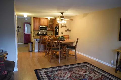 135 Apt 97 Hillview Dr, Fairfield Bay, AR 72088