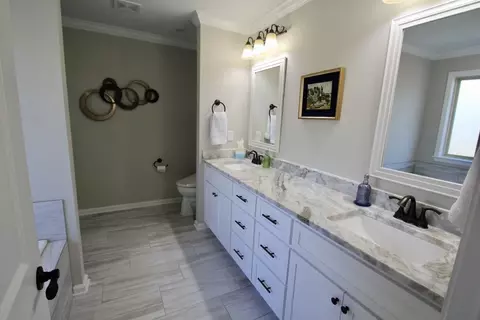 Bath - 608 Lucy Ln, Alexander, AR 72002 photo 1 of 6