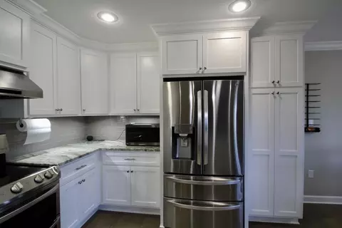 Kitchen - 608 Lucy Ln, Alexander, AR 72002 photo 2 of 6