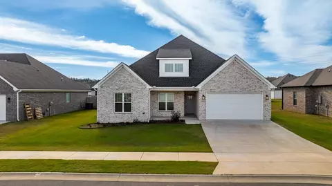 2339 Pleasant Cove Dr, Conway, AR 72034 photo 2