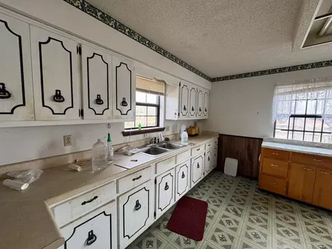 187 Arnhart St, Ash Flat, AR 72513 photo 4