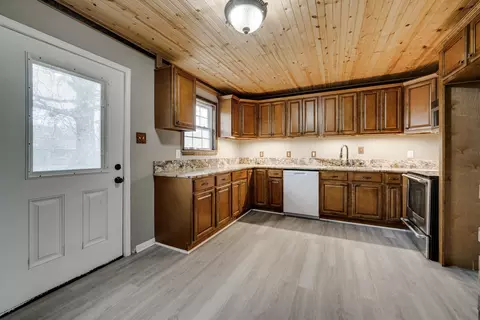 409 Hereford St, Conway, AR 72032 photo 6