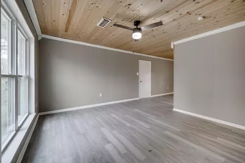 409 Hereford St, Conway, AR 72032 photo 4