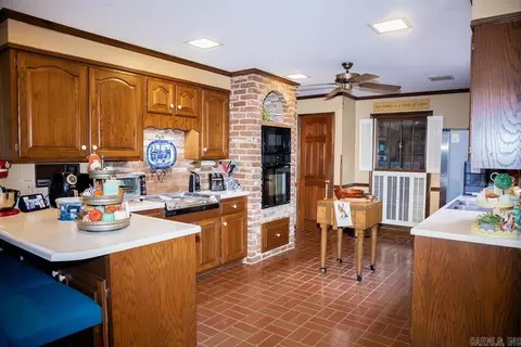 8107 Middle Warren, Pine Bluff, AR 71603 photo 22