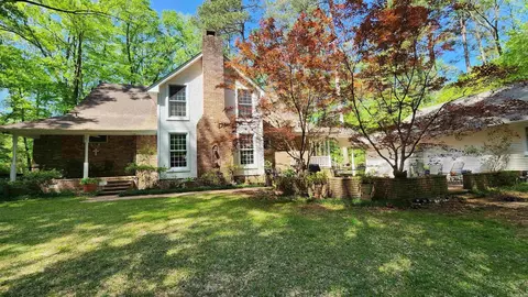 8107 Middle Warren, Pine Bluff, AR 71603 photo 2