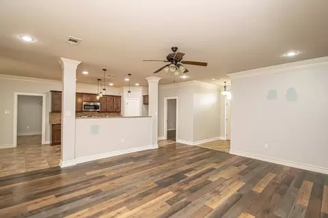 5110 April Dr, Conway, AR 72034 photo 2