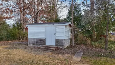 Exterior - 220 W 6th, Rector, AR 72461 photo 7 of 9