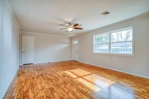 Living - 220 W 6th, Rector, AR 72461 photo 4 of 4