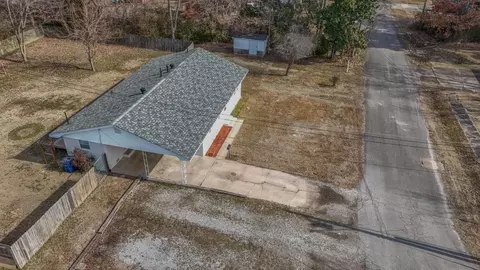 View/Area - 220 W 6th, Rector, AR 72461 photo 1 of 2