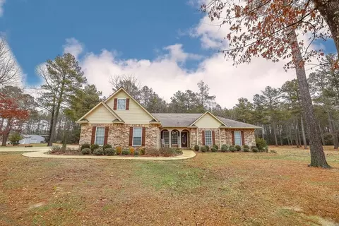 135 Rexanne Dr, Hampton, AR 71744 photo 1