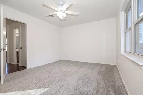 Bedroom - 1100 Smithers Dr, Benton, AR 72015 photo 11 of 12