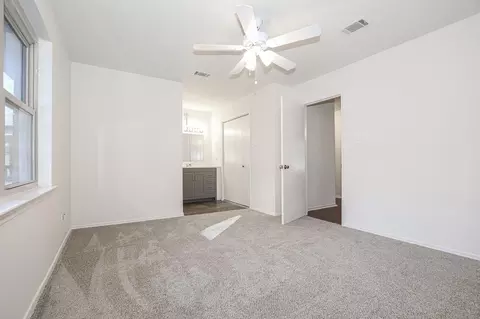 Bedroom - 1100 Smithers Dr, Benton, AR 72015 photo 12 of 12