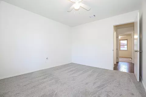 Bedroom - 1100 Smithers Dr, Benton, AR 72015 photo 8 of 12