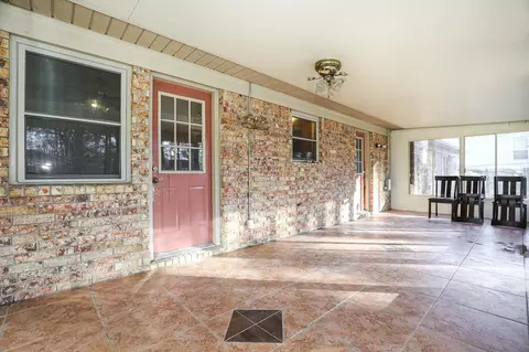 Exterior - 1100 Smithers Dr, Benton, AR 72015 photo 5 of 14