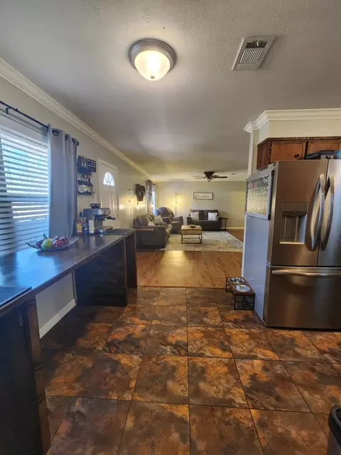 7606 Dolphin Dr, Pine Bluff, AR 71603 photo 13