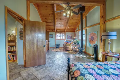 Bedroom - 781 Nc 3421, Marble Falls, AR 72648 photo 1 of 4