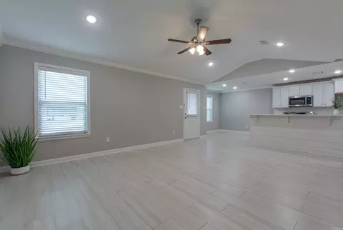 17 Winchester Dr, Ward, AR 72176 photo 5