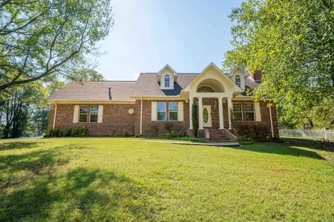 495 Amity Rd, Hot Springs, AR 71913