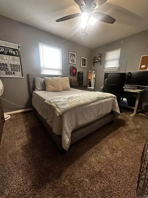 Bedroom - 16 Dark Forest Pl, Benton, AR 72019 photo 2 of 3