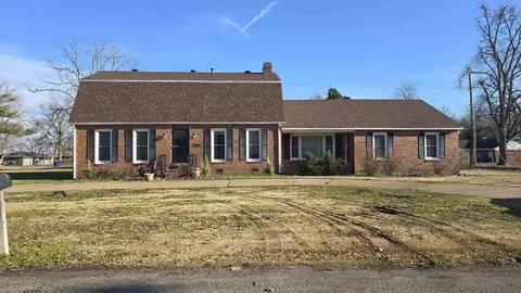 Exterior - 404 Miller St, Marked Tree, AR 72365 photo 3 of 3
