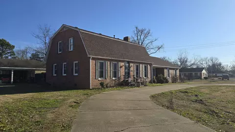 Exterior - 404 Miller St, Marked Tree, AR 72365 photo 2 of 3
