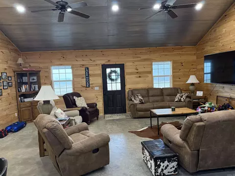 385 Section Line Rd, Greers Ferry, AR 72067 photo 9