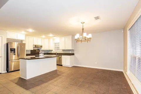 Kitchen - 1035 Skyline Dr, Alexander, AR 72002 photo 1 of 2