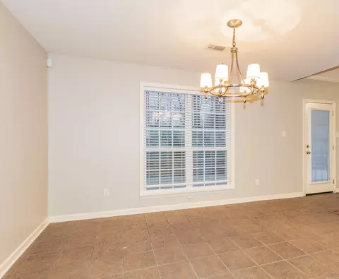 Dining - 1035 Skyline Dr, Alexander, AR 72002 photo 1 of 1