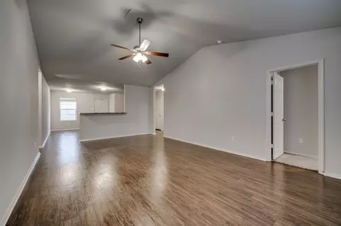 Living - 7001 Woodsgate Cv, Alexander, AR 72002 photo 2 of 5