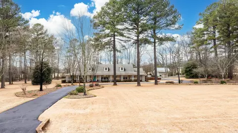 2325 Hermes, Conway, AR 72032 photo 1