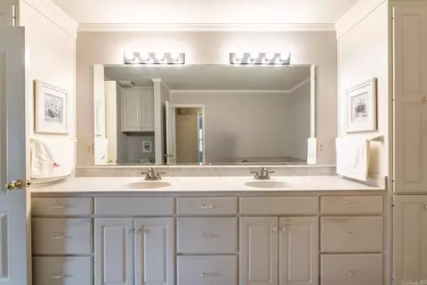 2325 Hermes, Conway, AR 72032 photo 33